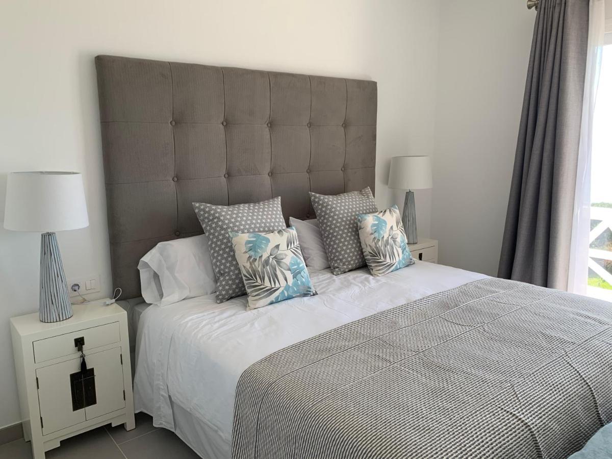Apartamento En Playa Santo Tomas Es Migjorn Gran Eksteriør bilde